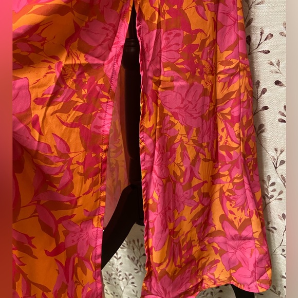 New York & Company - Tropical-Print Sleeveless Midi Dress (NWT) - Picture 5 of 10